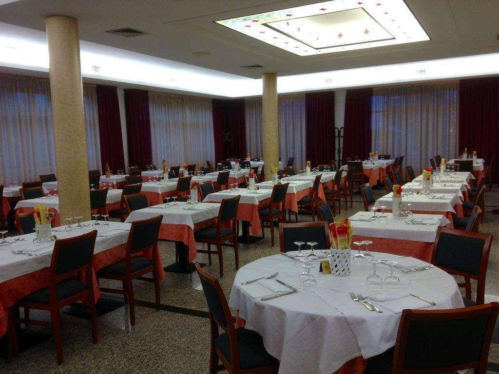 Hotel Ristorante Anita Cupra Marittima Restoran foto